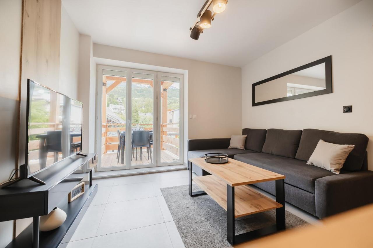 Beau T3 Au Style Moderne #2 Appartement Embrun Buitenkant foto